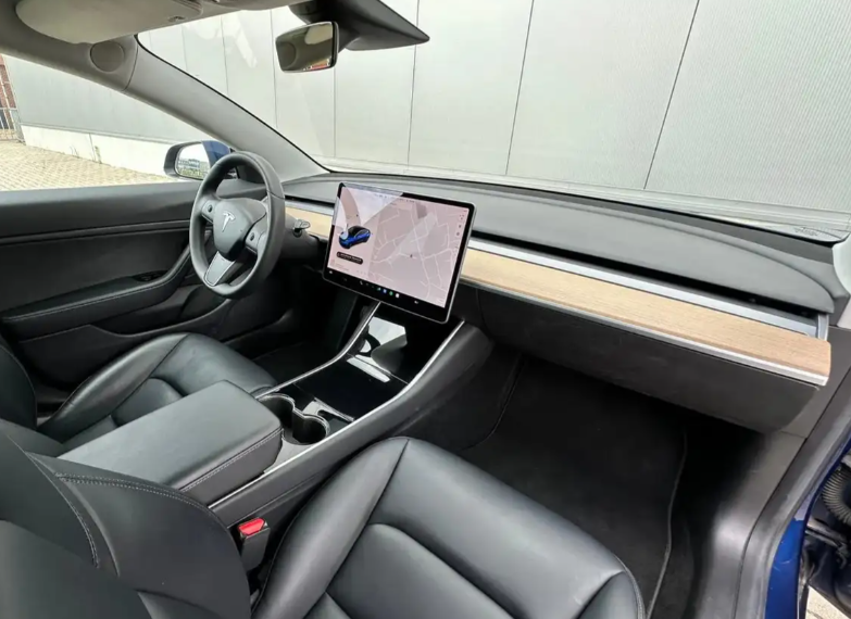 Left hand drive TESLA MODEL 3 Standard RWD Plus 60 kWh